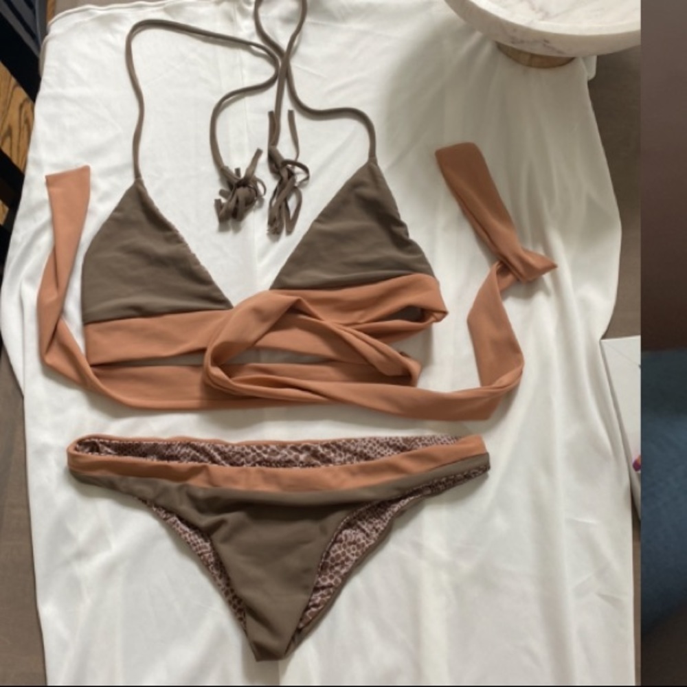 ACACIA SWIMWEAR LENNOX TOP AND BOTTOM